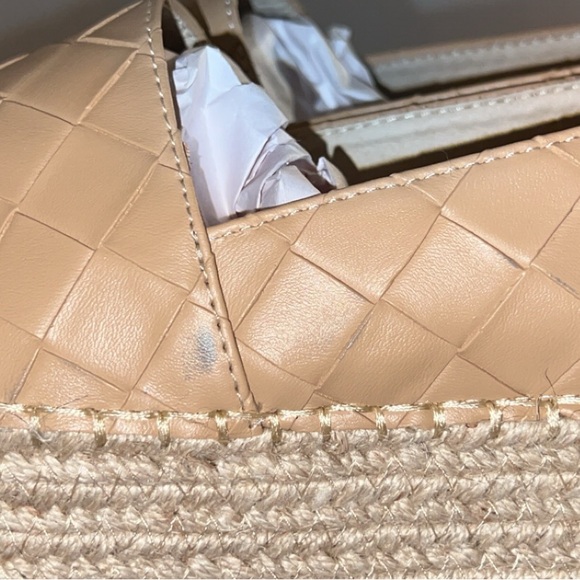 Forever Wedge Women's Round Toe Heels - Picture 6 of 7